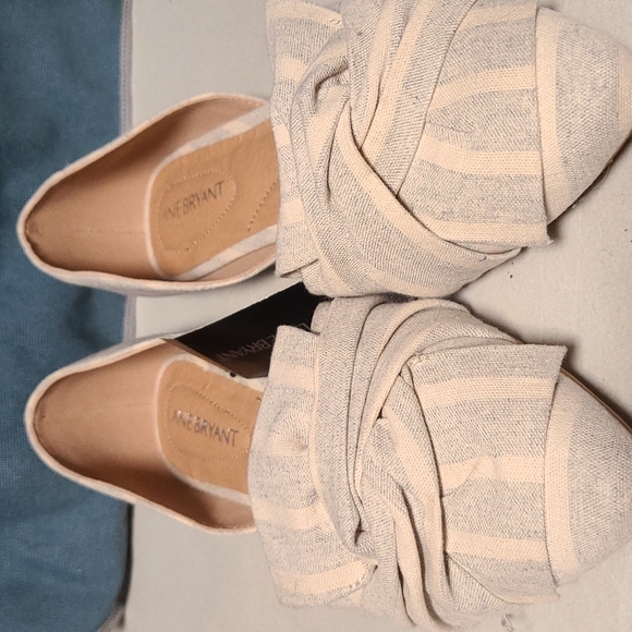 Lane Bryant fabric flats size 7W - Picture 6 of 7